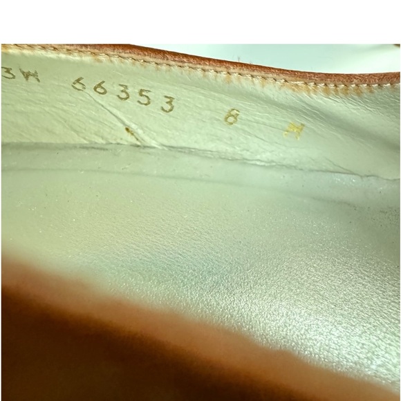 Stuart Weitzman Satin Bronze Peep Toe Kitten Heel Leather Pumps Women’s Size 8 - Picture 7 of 7